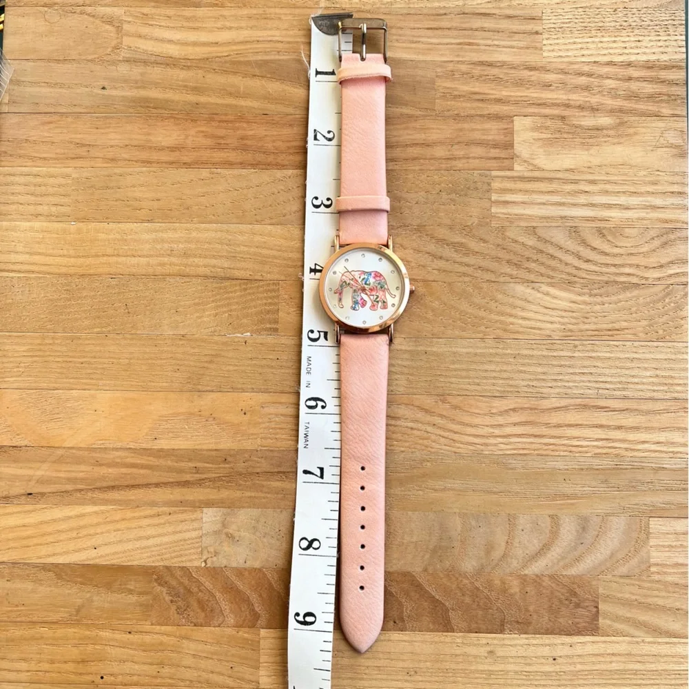 Unbranded ladies pink floral elephant rose gold tone watch NEW BATTERY
